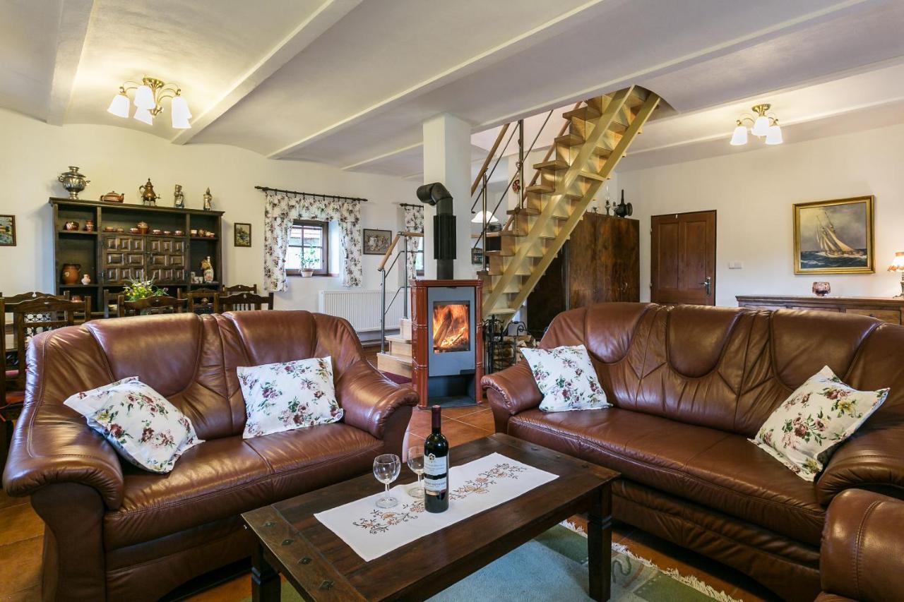 Villa Lypche Bešeňová Extérieur photo